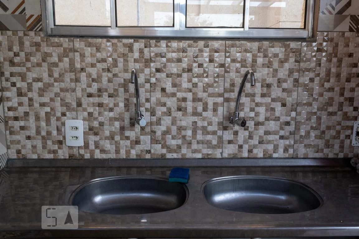 Apartamento com 2 quartos e área de lavanderia — photo 37