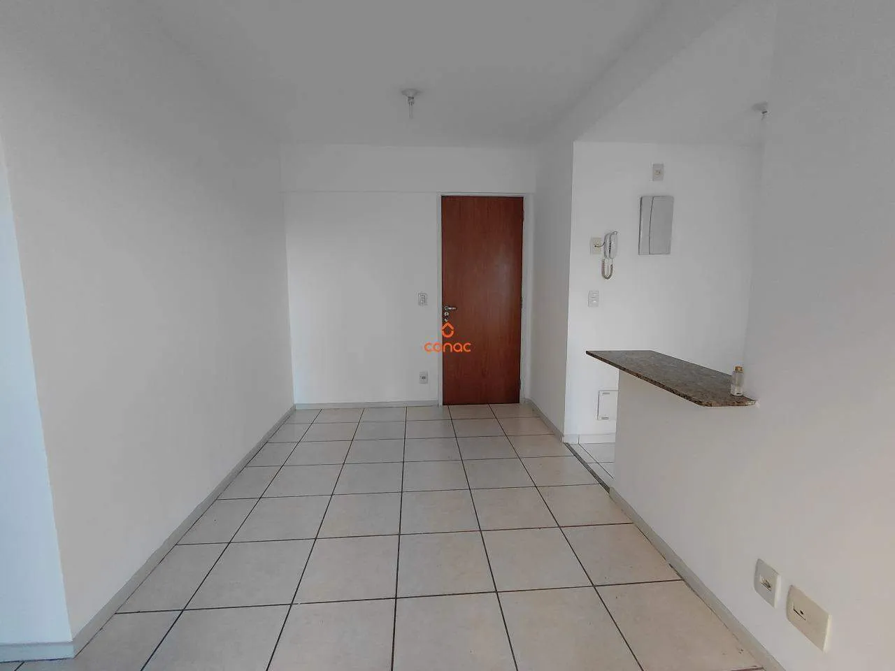 2-bedroom apartment in a building with a gym — photo 11