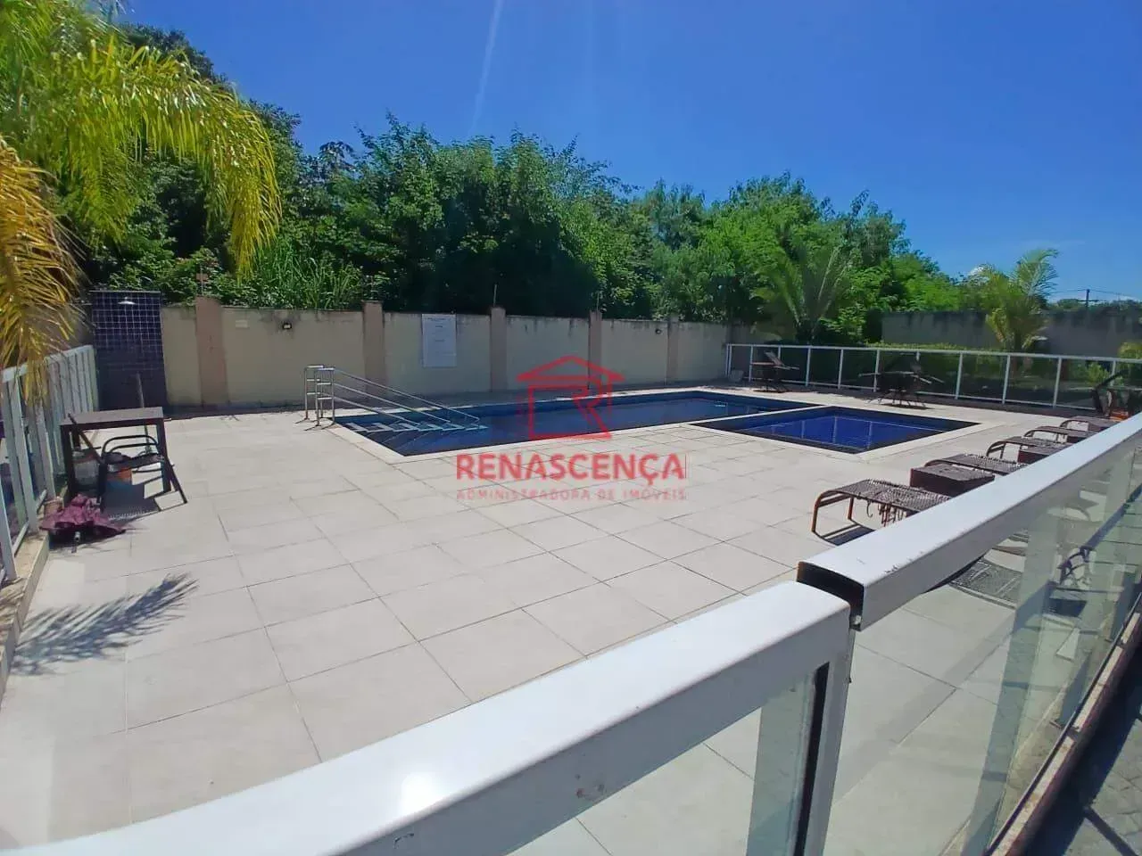 Unfurnished 2-bedroom apartment with parking spot — photo 4