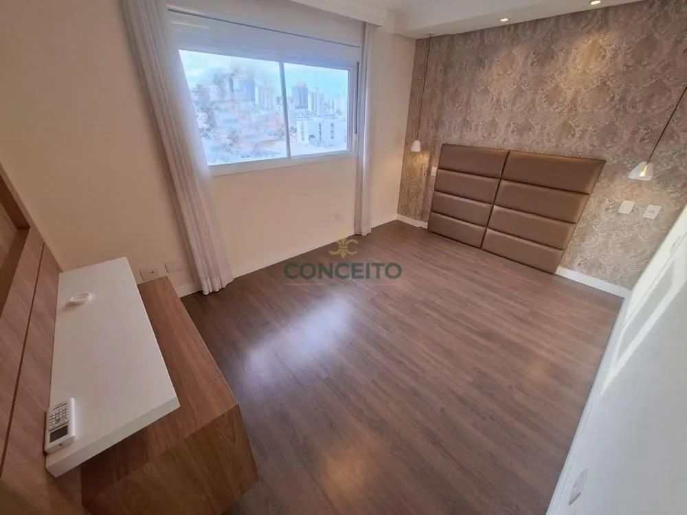 2-bedroom apartment with a walk-in closet in Florianópolis — photo 12