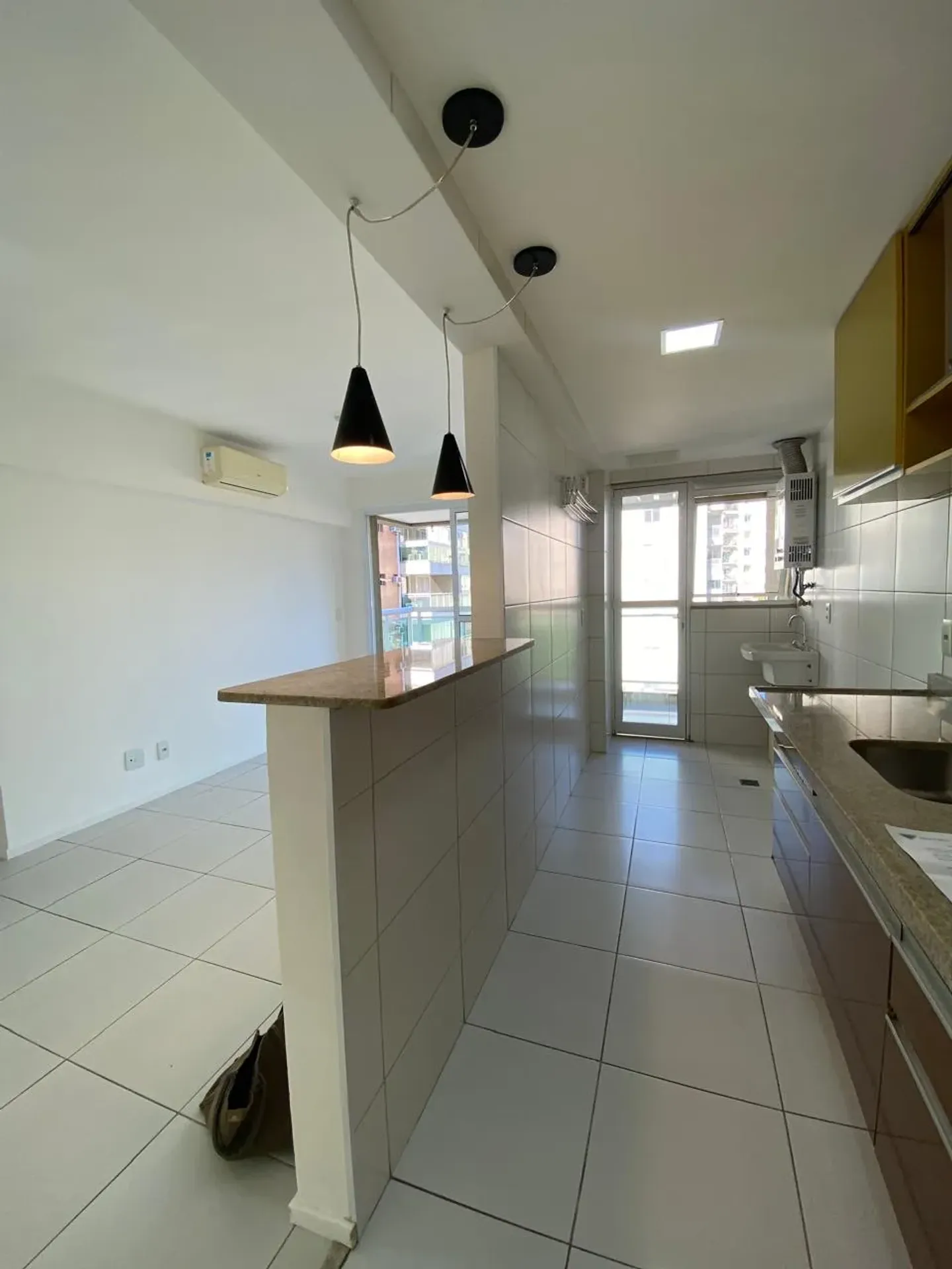 Apartment with 2 bedrooms and private garden — photo 13