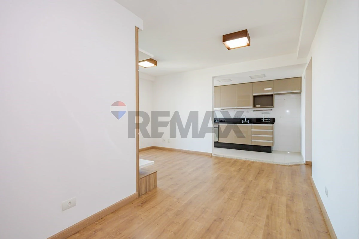 2-bedroom apartment with balcony and 2 parking spaces — photo 16
