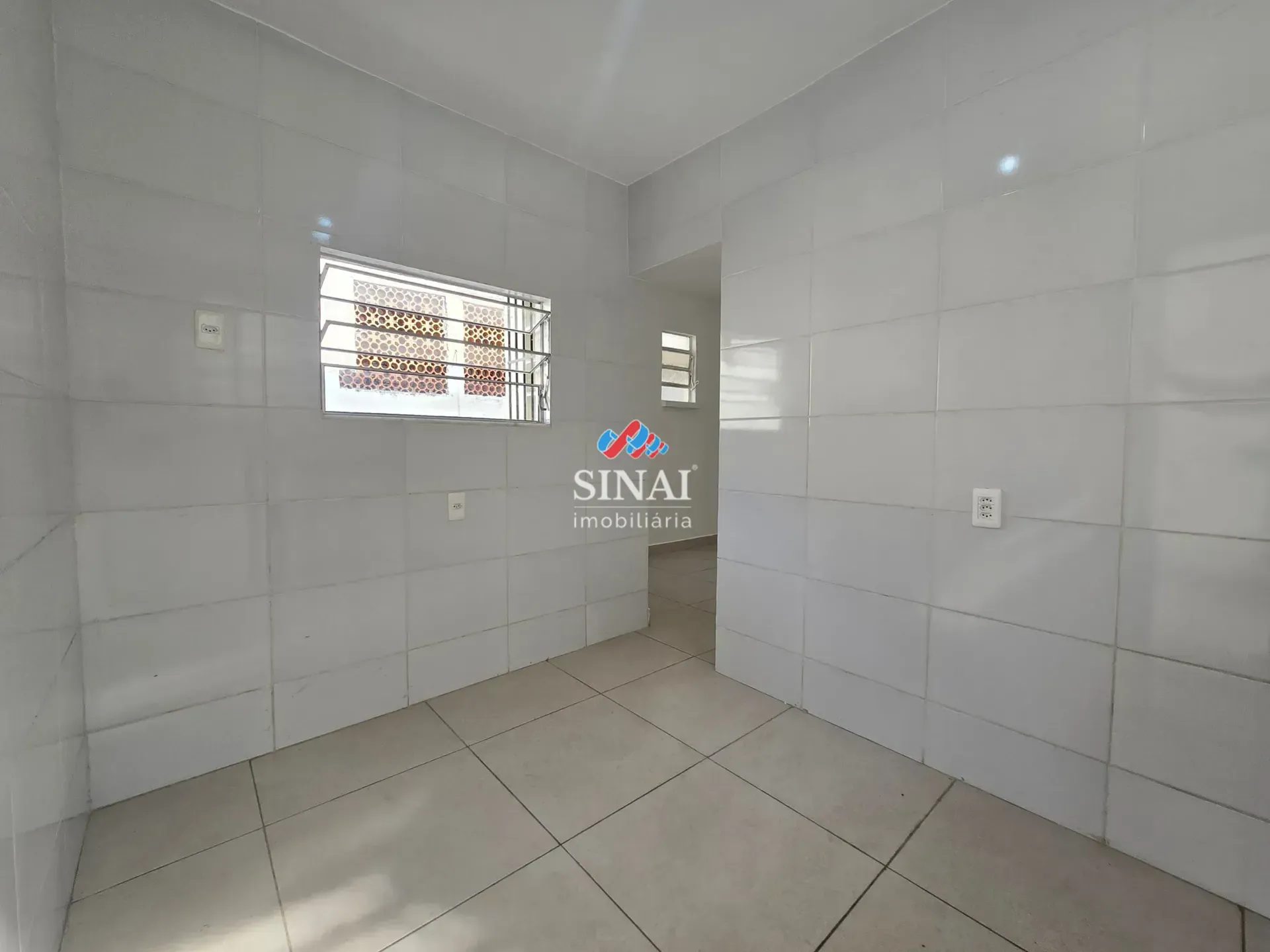 House with 3 bedrooms and 1 bathroom plus 1 parking space — photo 25