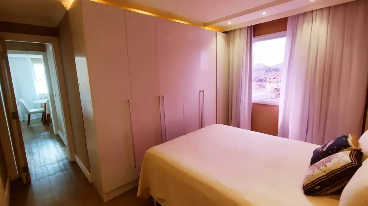 Furnished duplex apartment with 3 bedrooms and 169 m² — photo 5