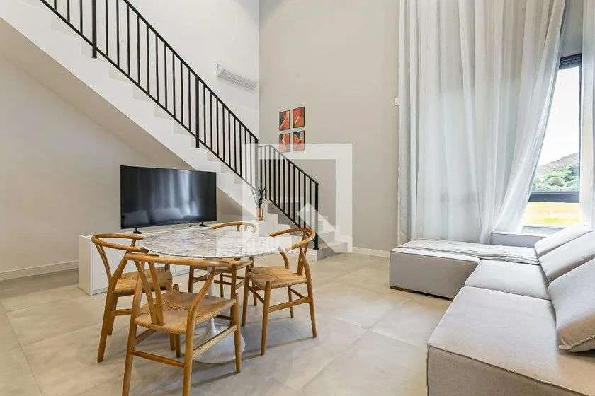 Apartamento amueblado de 90 m² con 1 dormitorio y cocina abierta — photo 7