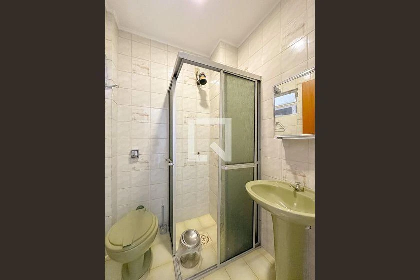 Furnished house, 250 m², with a bathtub — photo 40