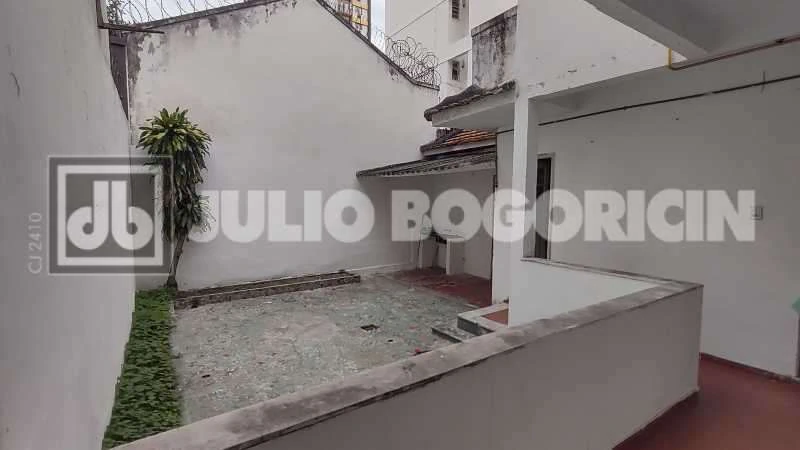 Duplex house with 4 bedrooms, 3 parking spaces and 206 m² — photo 19