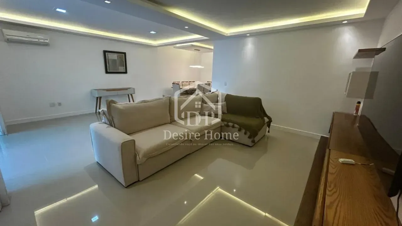 House with 4 bedrooms and an open-plan kitchen — photo 3