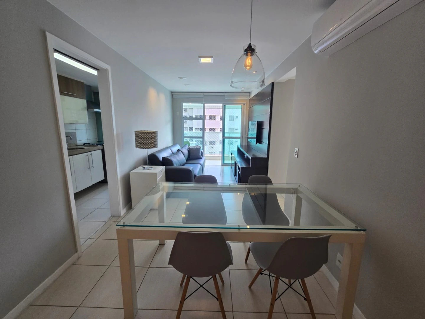 Мебльована квартира 65 м² з 2 спальнями і 1 паркомісцем — photo 7