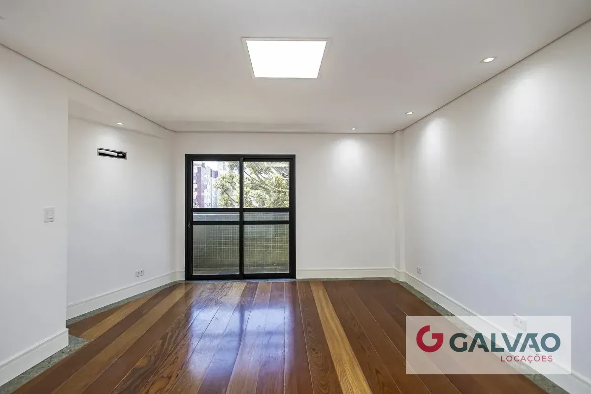 Apartamento mobiliado com 5 quartos e cozinha integrada — photo 2