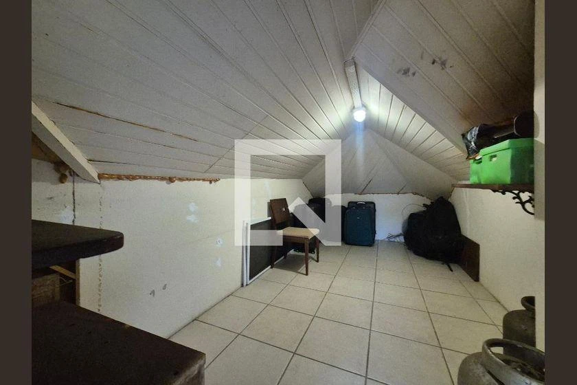 245 m² house with 3 en-suite bedrooms and 2 parking — photo 50
