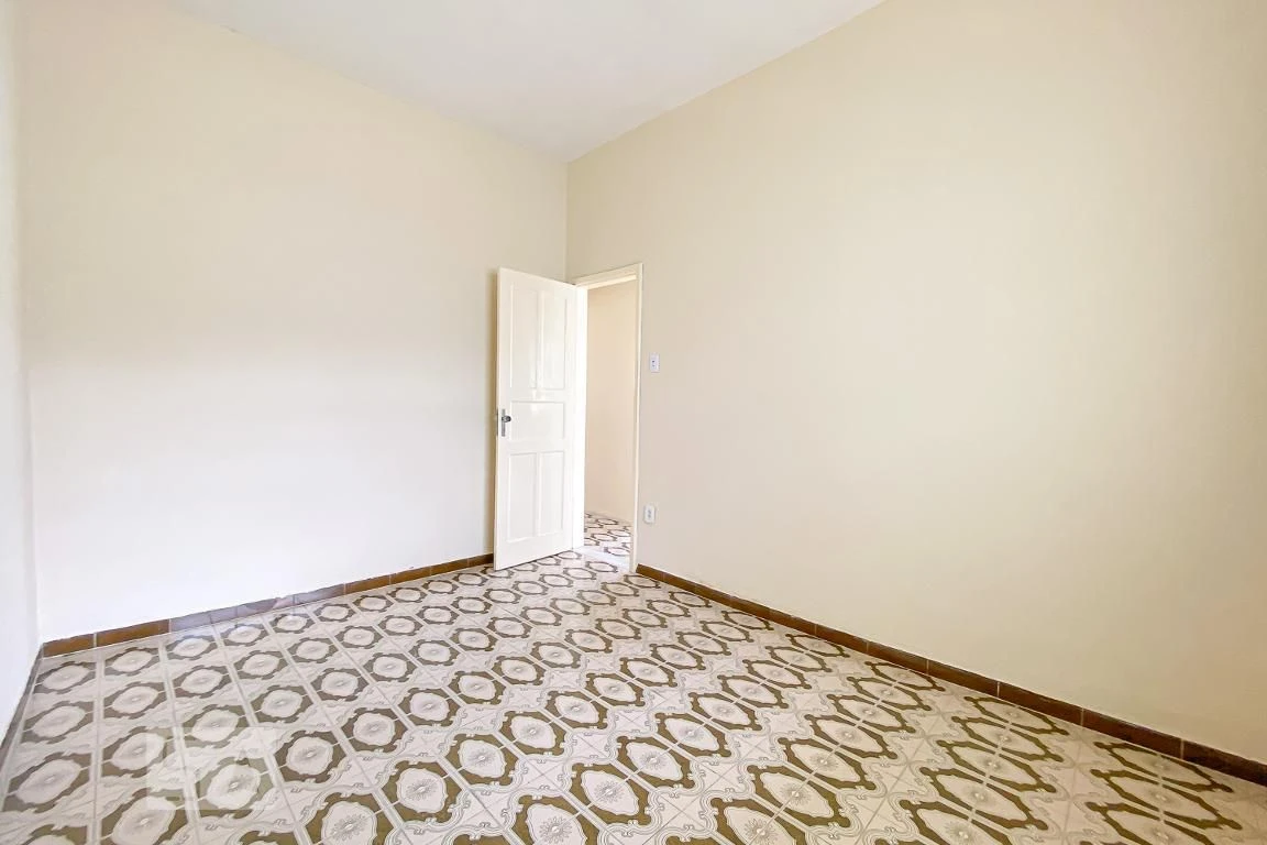 Rental house with 2 bedrooms and 1 bathroom — photo 36