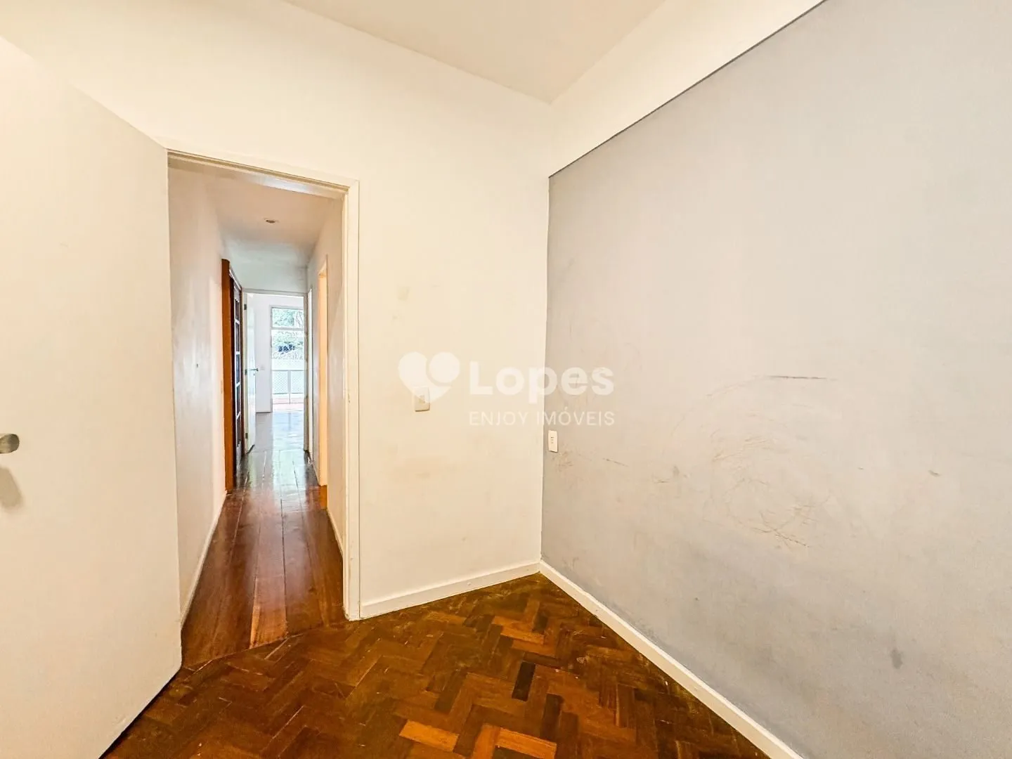 3-bedroom apartment with a home office — photo 4