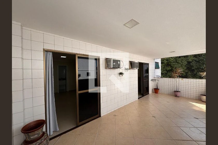 Apartamento de 190 m² com 3 suítes e varanda envidraçada — photo 25