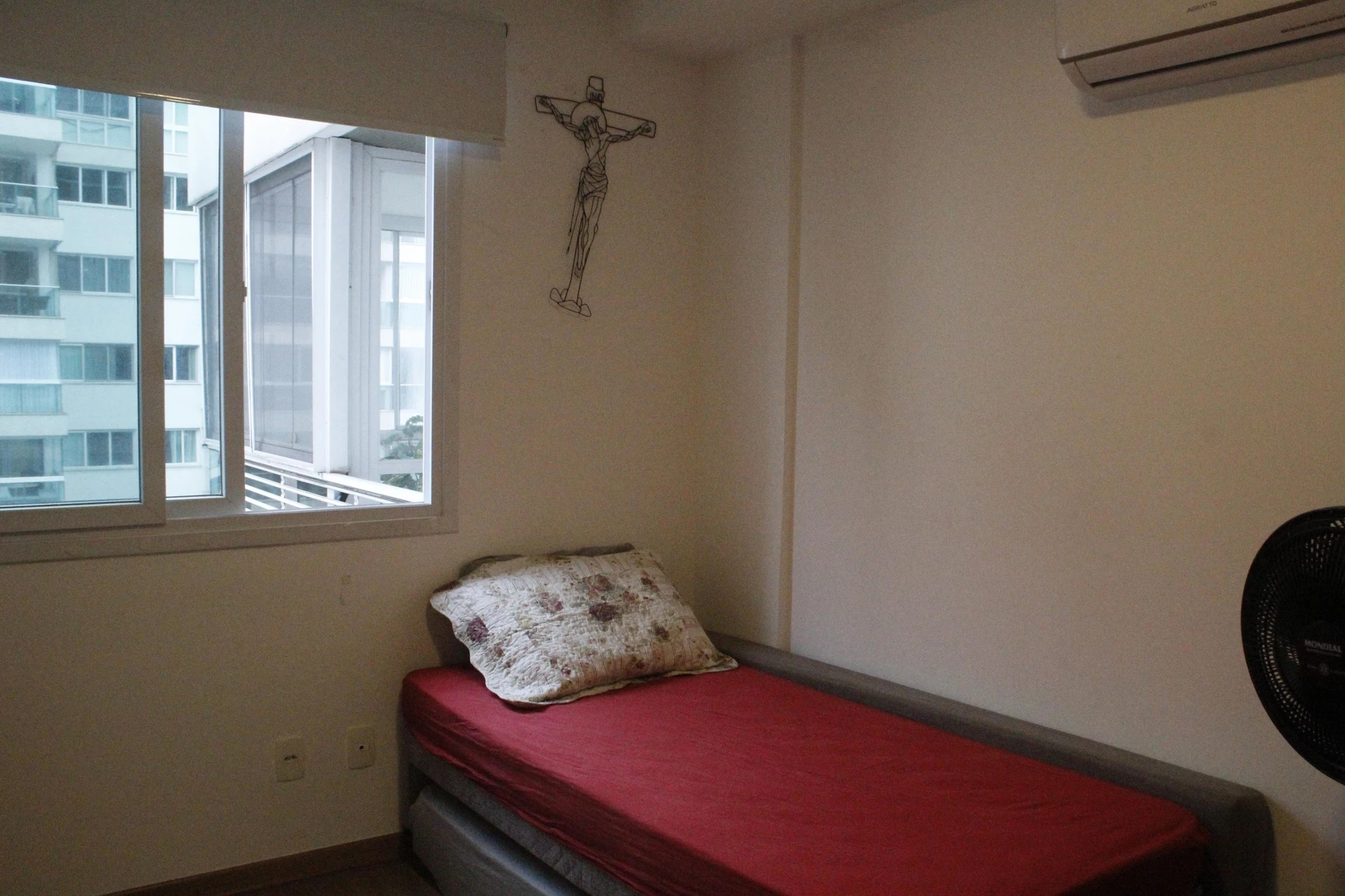 Furnished 2-bedroom apartment with integrated kitchen — photo 22