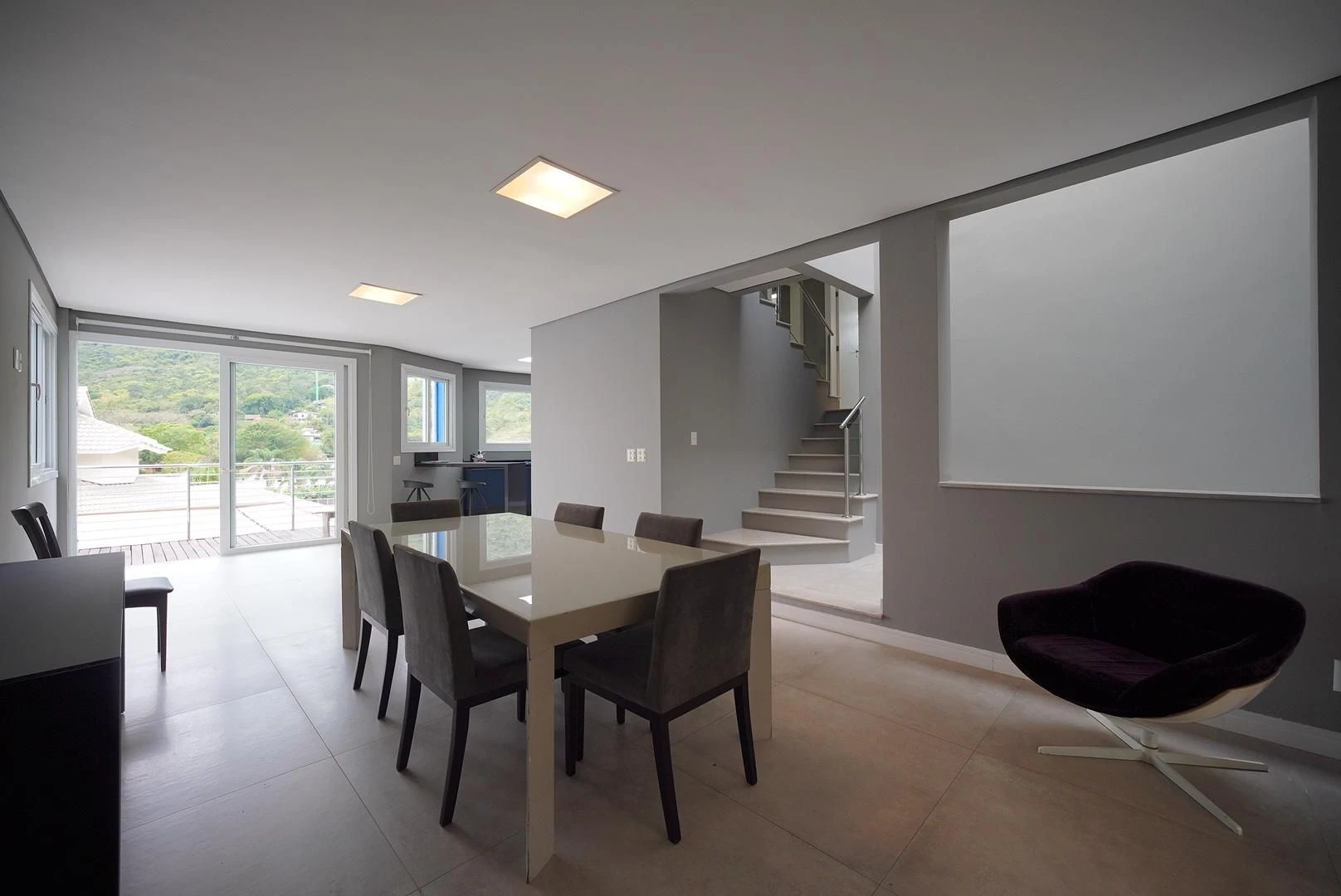 4-bedroom house with a mountain view in Florianópolis — photo 28