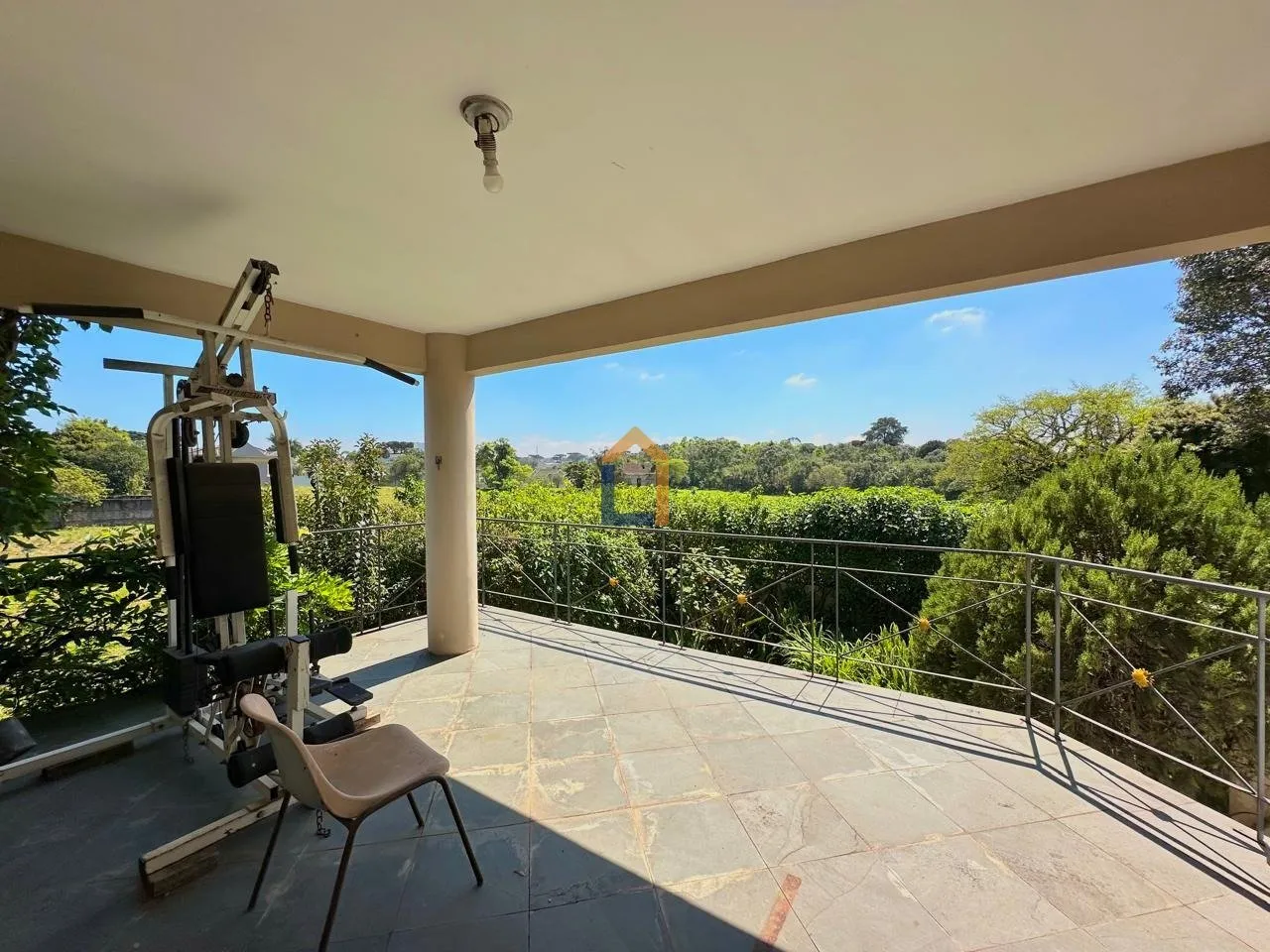 400 m² house with floor-to-ceiling windows and a fireplace — photo 39