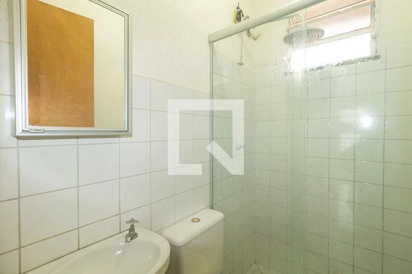 Casa mobiliada com 2 quartos e 1 banheiro — photo 18