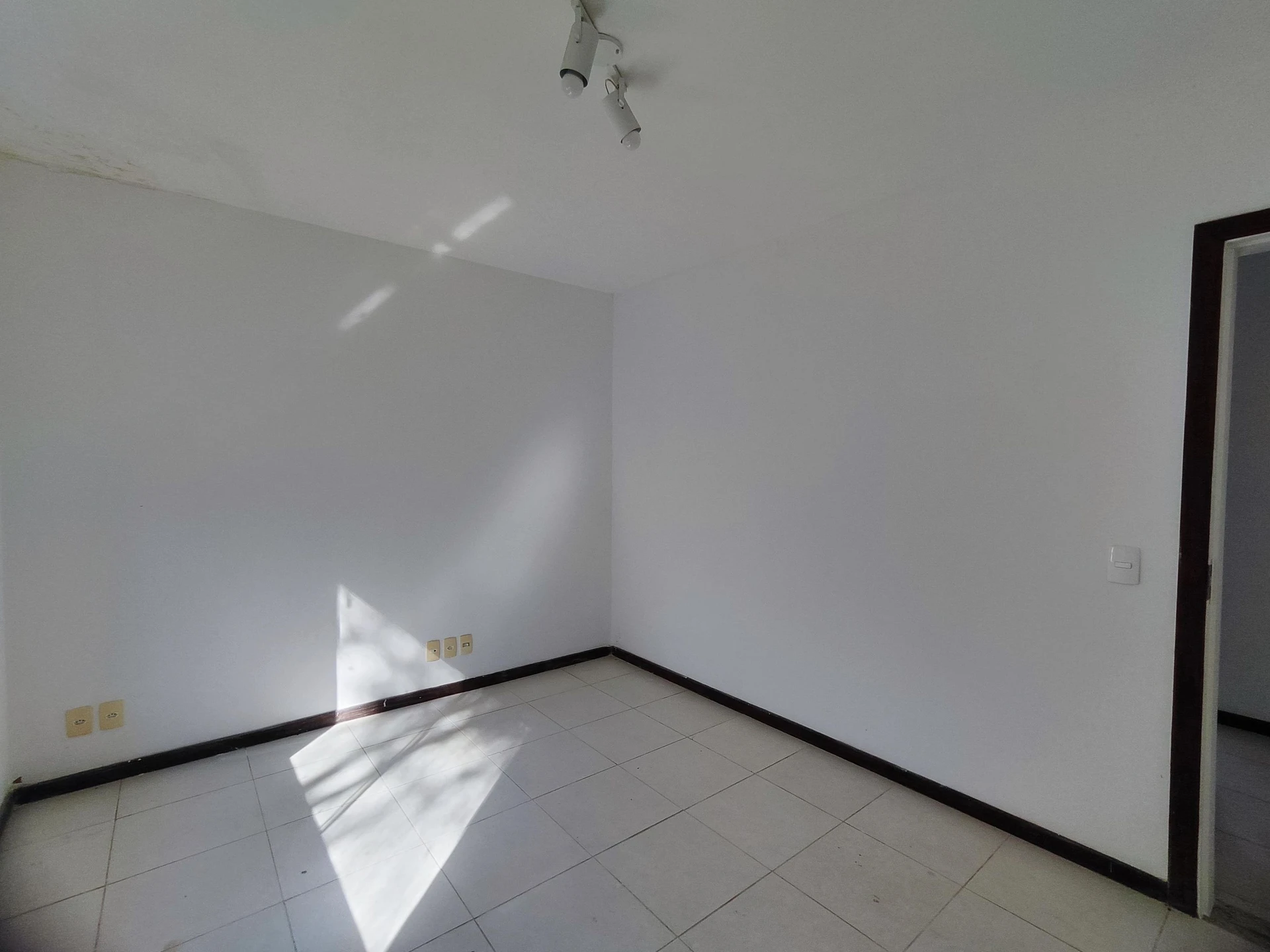 House, 180 m², with a private pool — photo 49