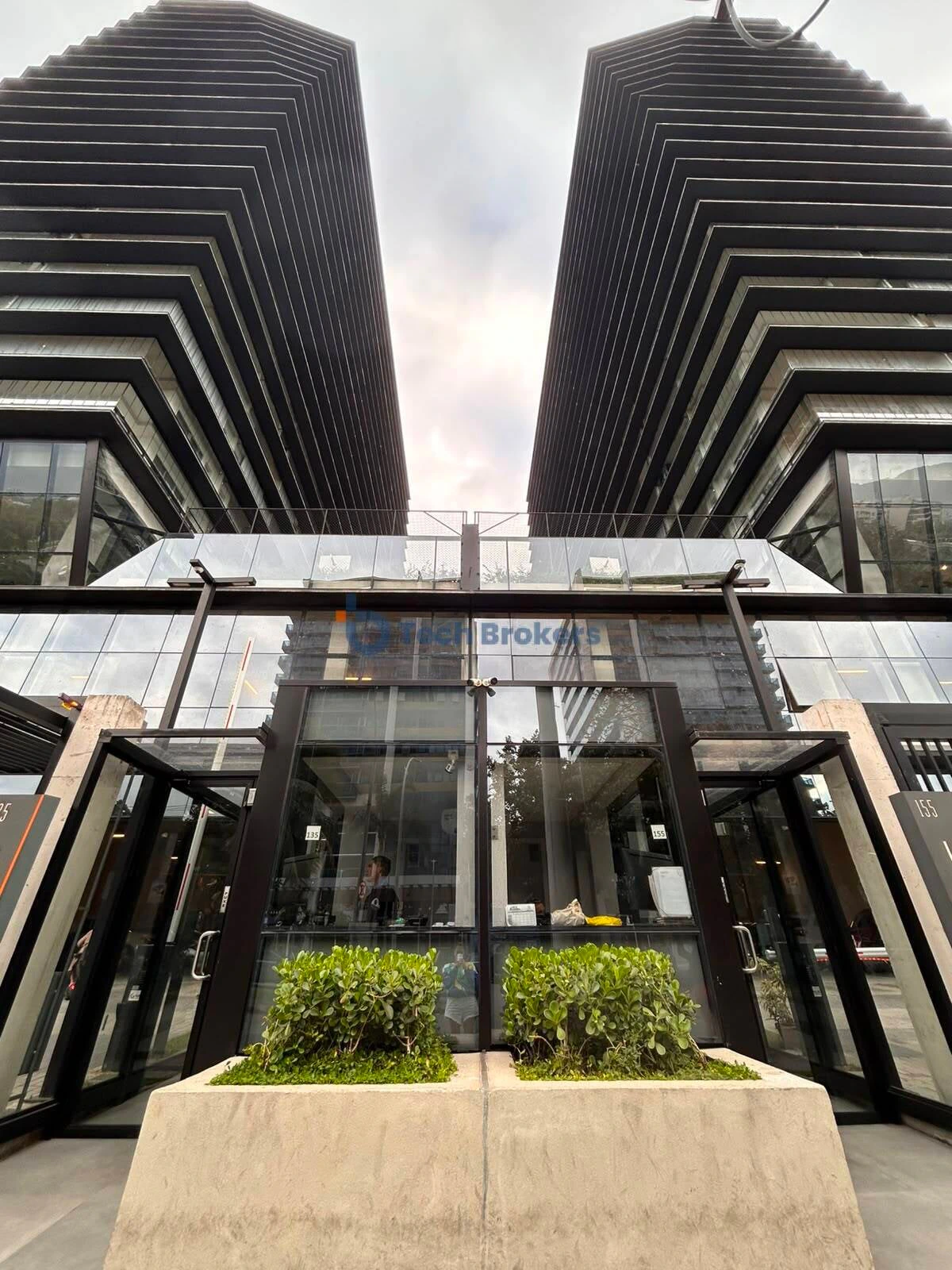 2-bedroom apartment with a glass-enclosed balcony — photo 19