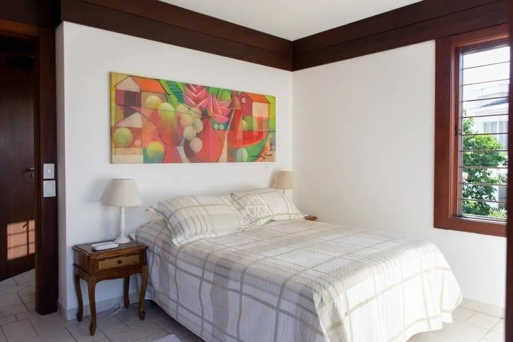 Casa mobiliada com 6 quartos e 3 suítes — photo 23