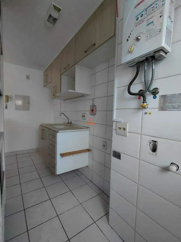 Apartamento de 2 quartos em condomínio com academia — photo 8