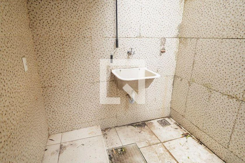 Condo house with 2 bedrooms and a 45 m² yard — photo 11