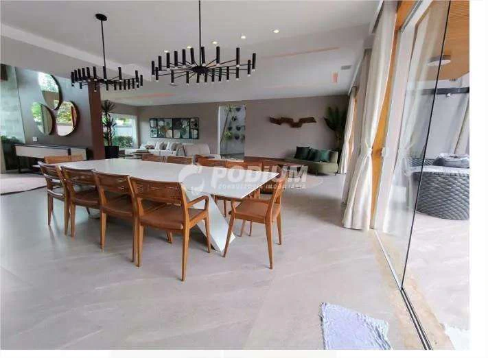 Casa mobiliada com 5 suítes e 13 banheiros — photo 16