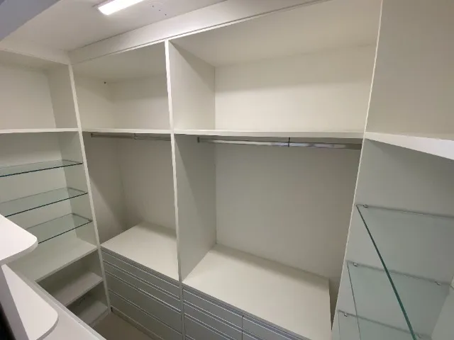 Furnished apartment, 107 m², with a walk-in closet — photo 12