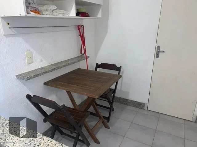 Casa com 4 quartos e varanda, estilo rústico — photo 25