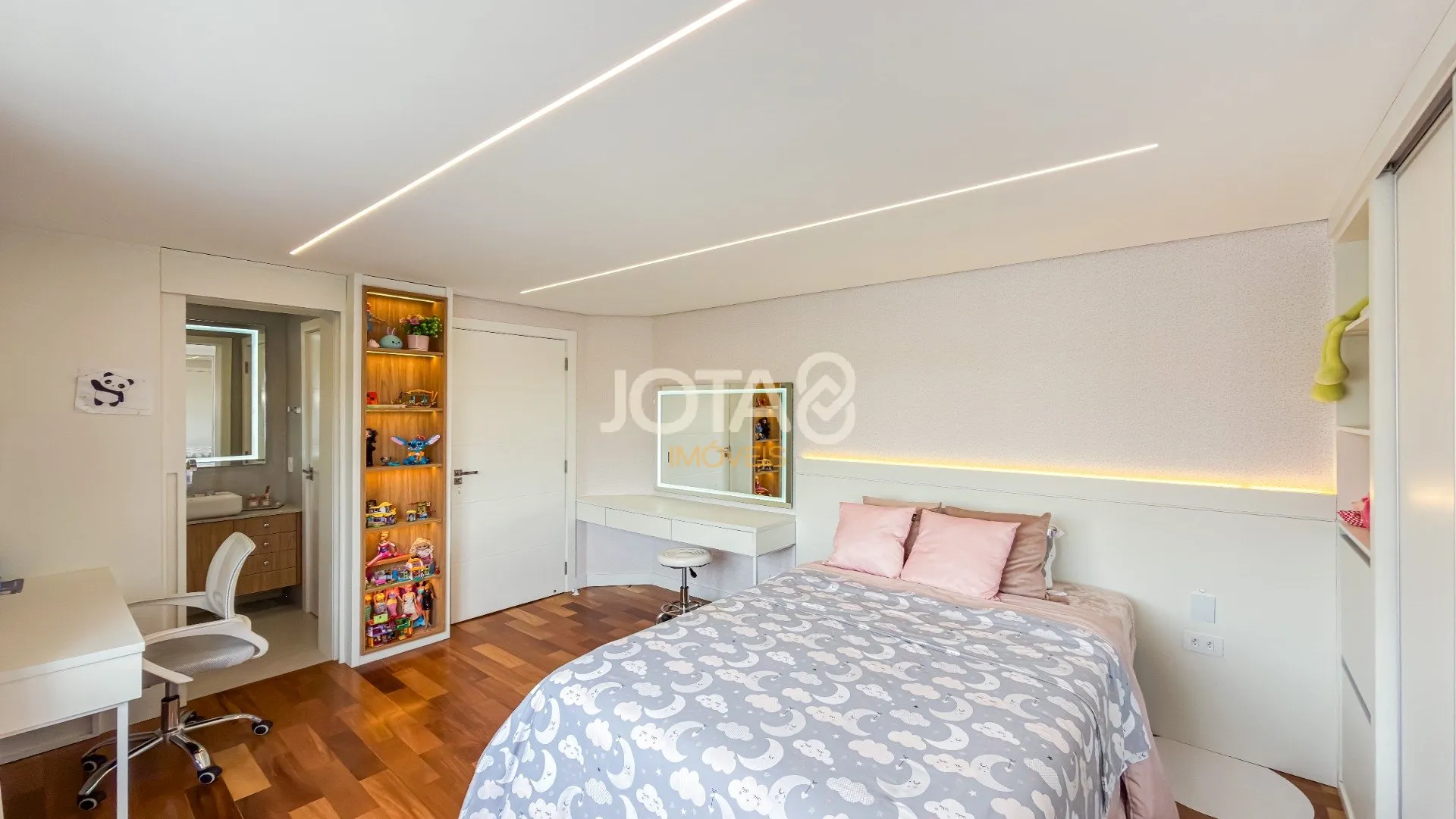 Casa mobiliada de 350 m² com 4 suítes — photo 23
