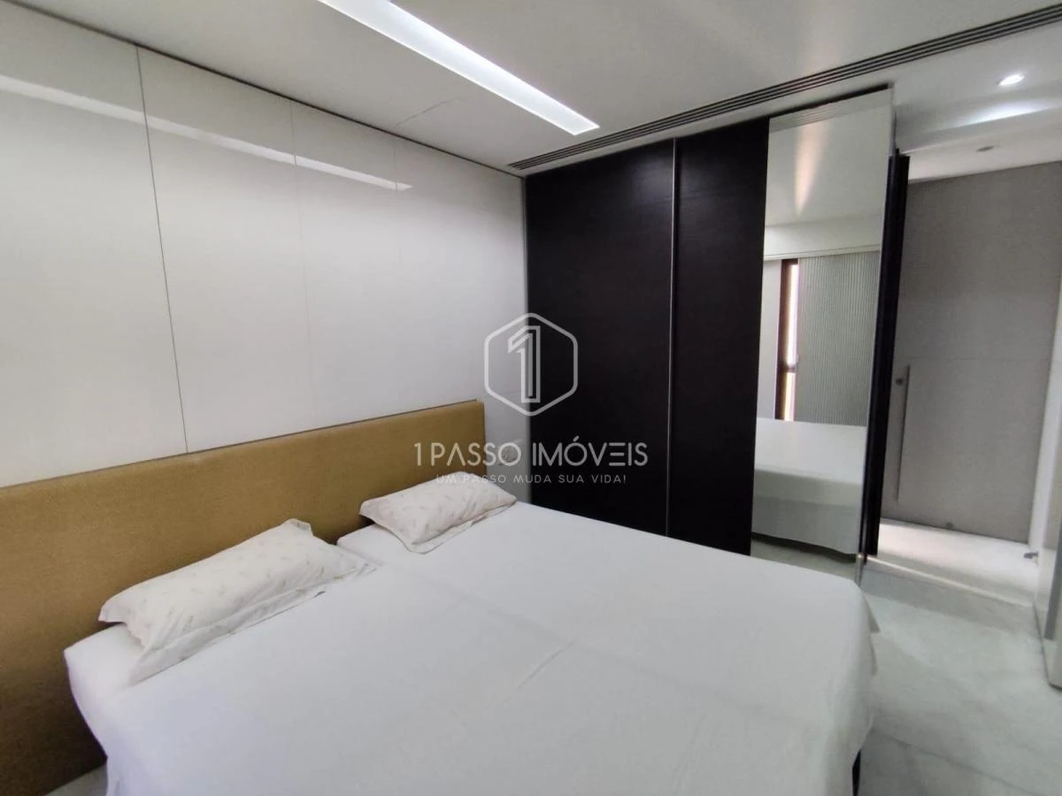 82 m² apartment with 2 en-suite bedrooms and balcony — photo 8