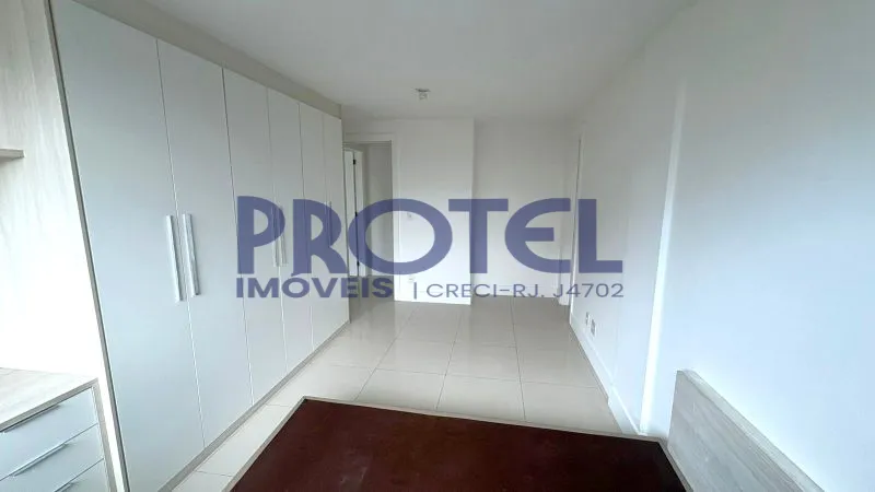 Unfurnished penthouse with 4 bedrooms and 5 bathrooms — photo 21