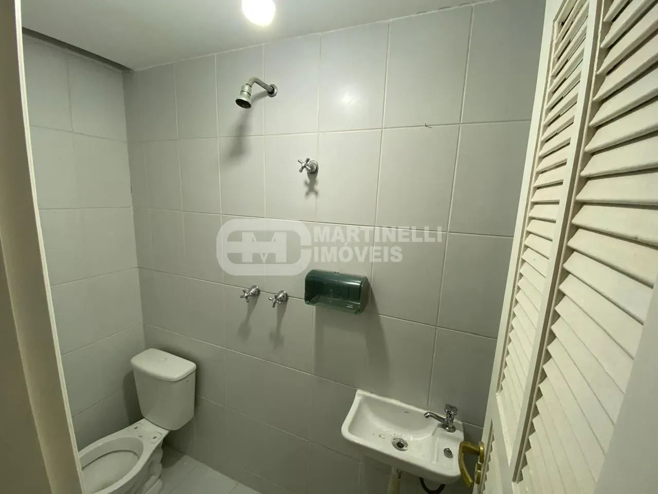 Unfurnished apartment with 3 bedrooms and 5 bathrooms — photo 24