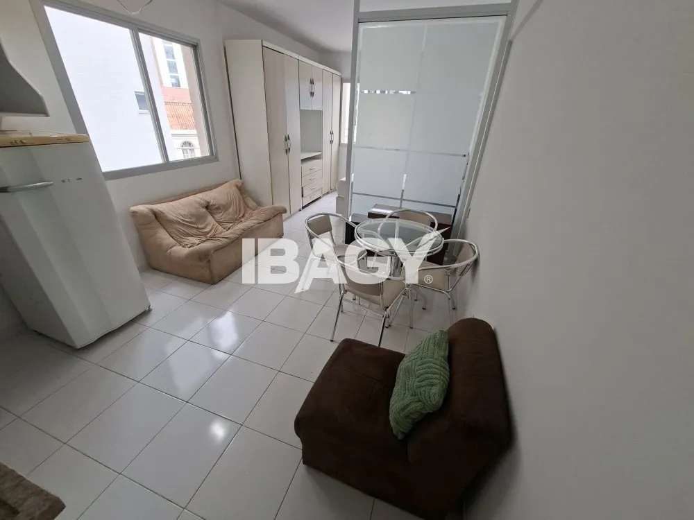 Apartamento mobiliado de 1 dormitório com 40 m² — photo 2