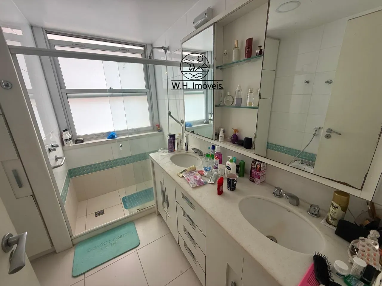 Furnished 240 m² apartment with 4 bedrooms and 2 parking — photo 15
