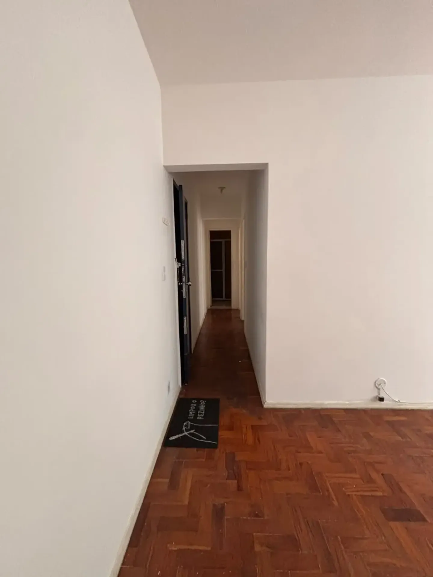 2-bedroom apartment with wood or laminate floors — photo 22