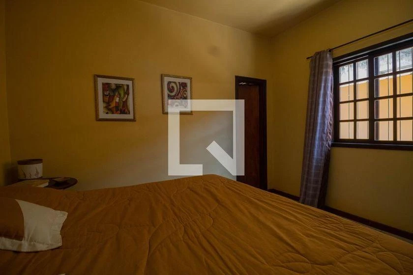 Casa de 450 m² con 6 dormitorios y 4 baños — photo 29