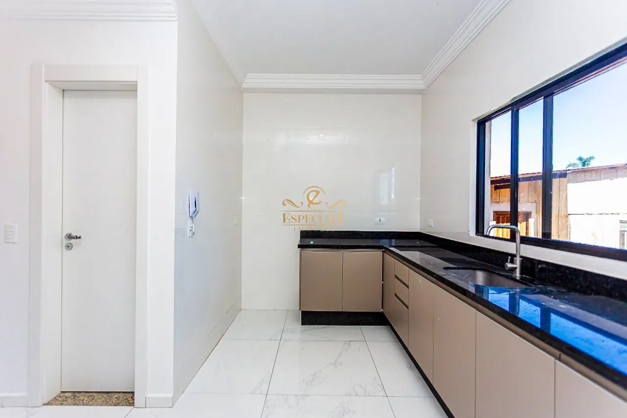 House in a condo with 3 bedrooms and 4 bathrooms — photo 3