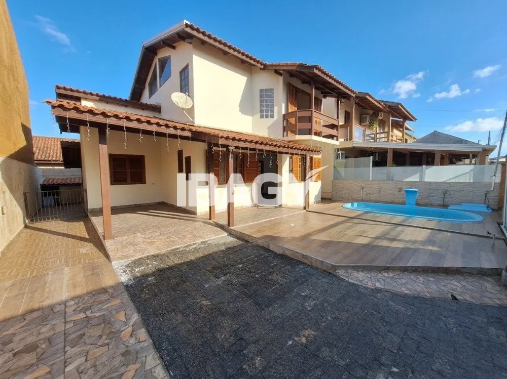 Casa de 3 dormitorios con parrilla de balcón — photo 15