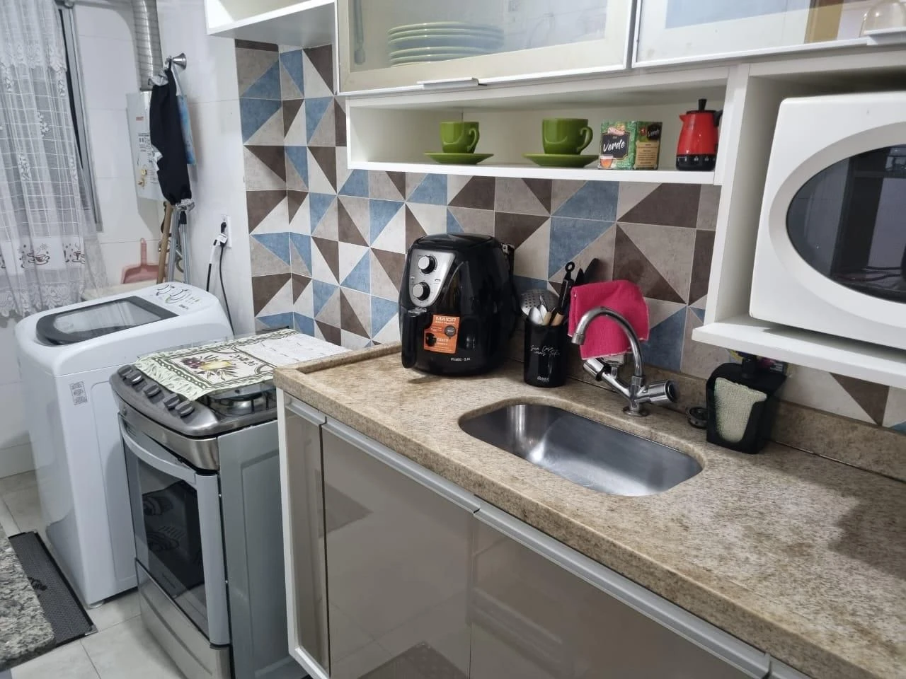 Furnished apartment with 2 bedrooms and open-plan kitchen