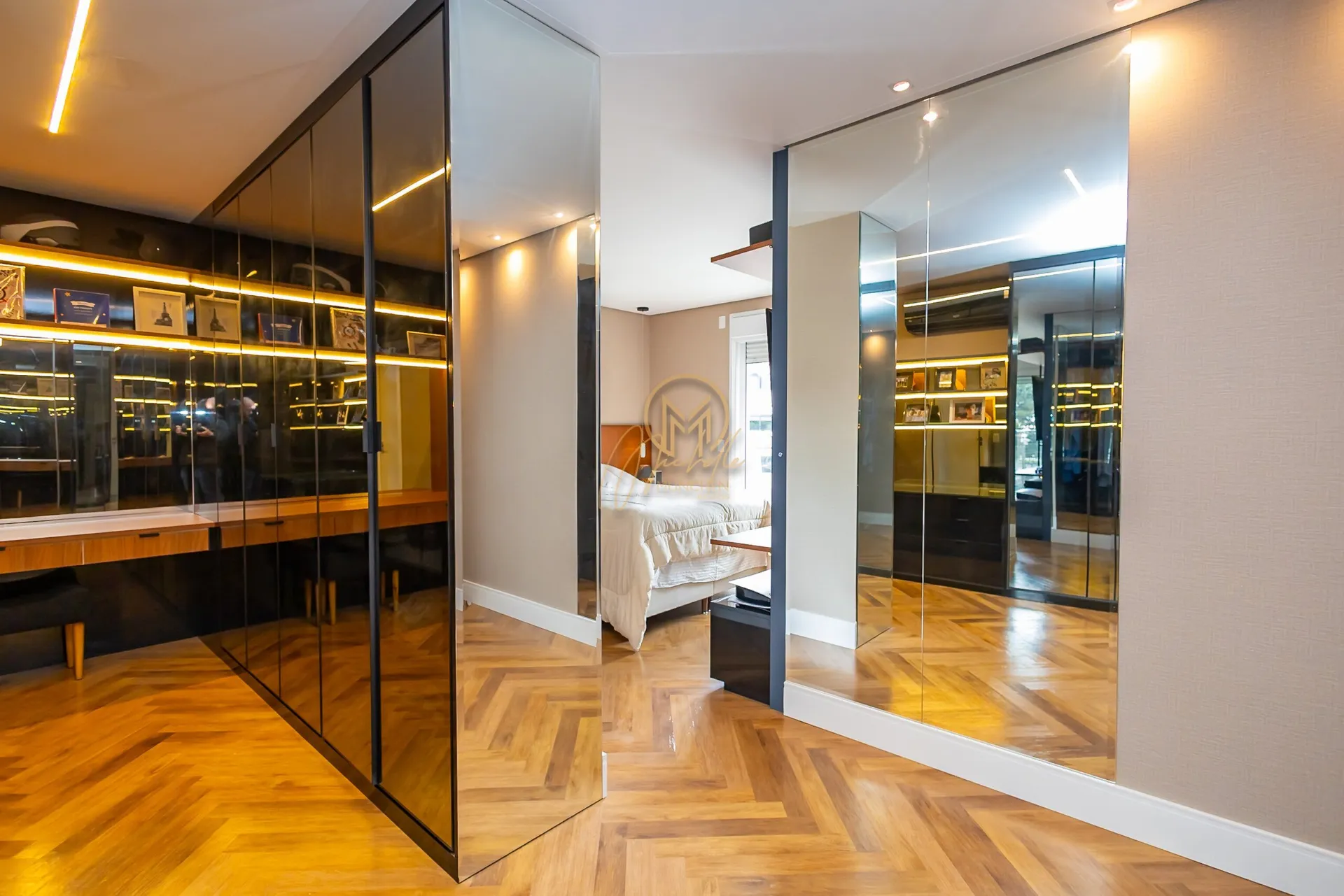 Furnished 462 m² apartment with 4 en-suite rooms — photo 67