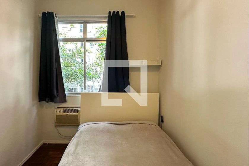 Furnished 40 m² apartment with 1 bedroom and 1 bathroom — photo 6