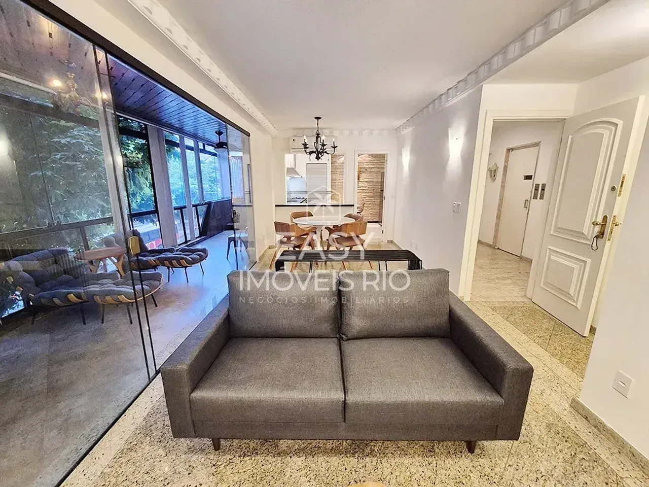 Apartamento com 2 quartos e 3 banheiros — photo 4