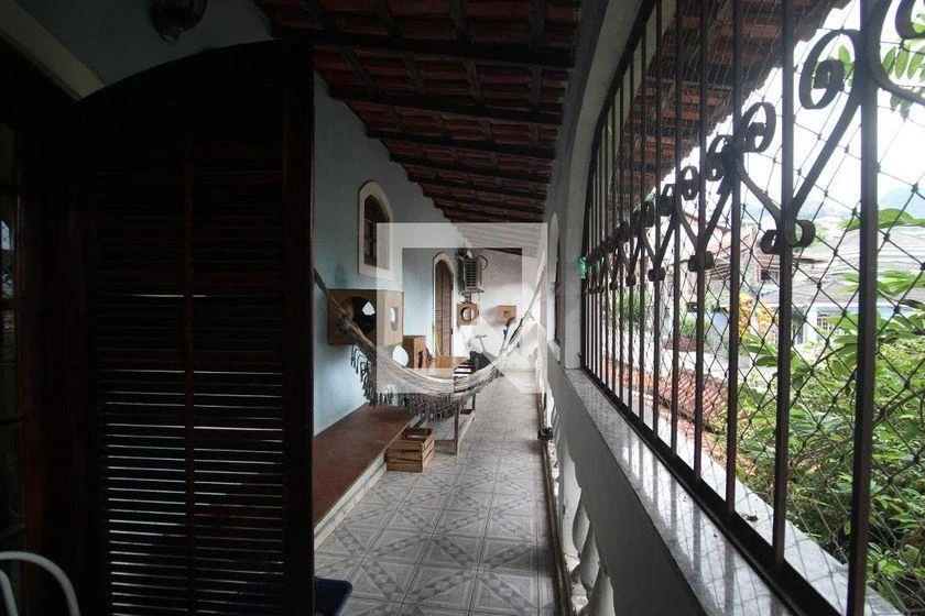 Sobrado em condomínio com 6 quartos e 450 m² — photo 36