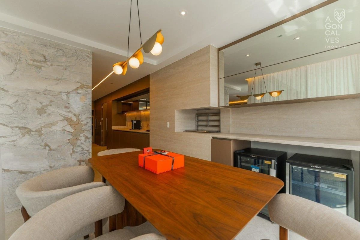 Furnished apartment with 3 en-suite bedrooms and 4 parking — photo 15