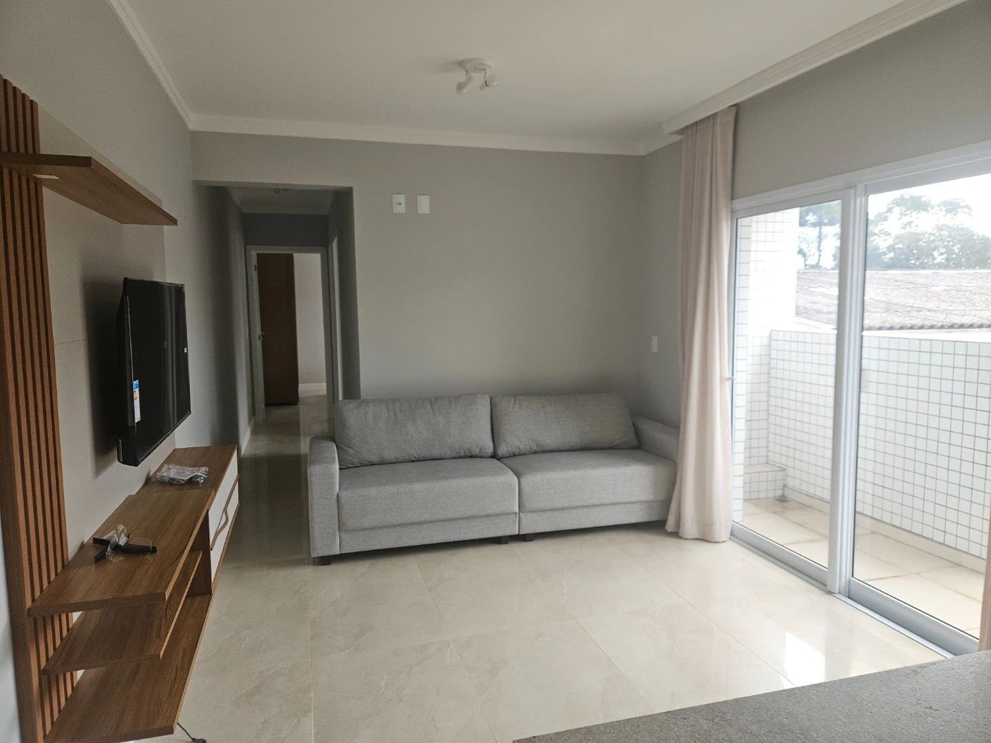 Furnished 2-bedroom apartment with a gas open-plan kitchen — photo 20