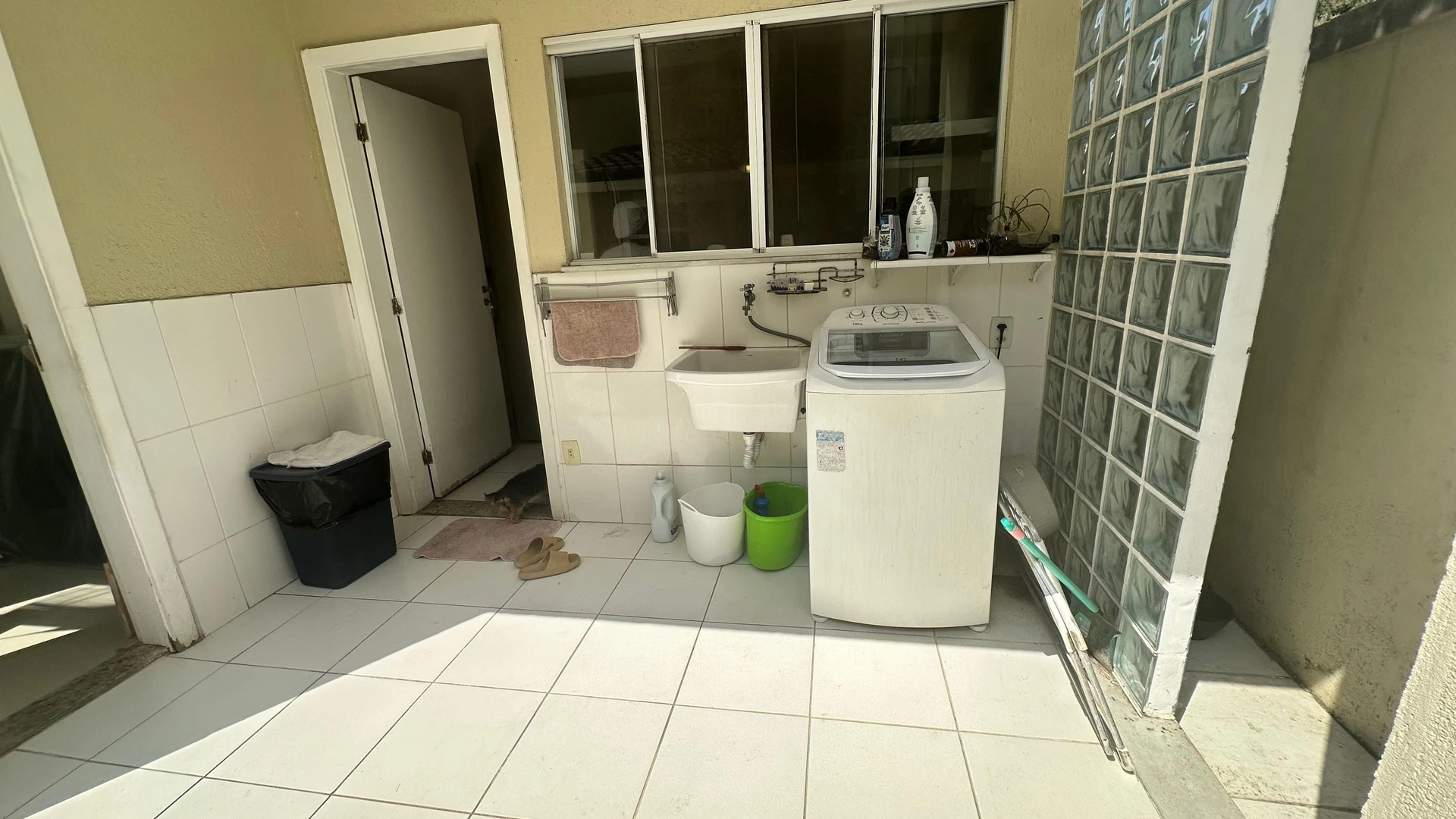Casa mobiliada em condomínio com 5 quartos e quintal — photo 16