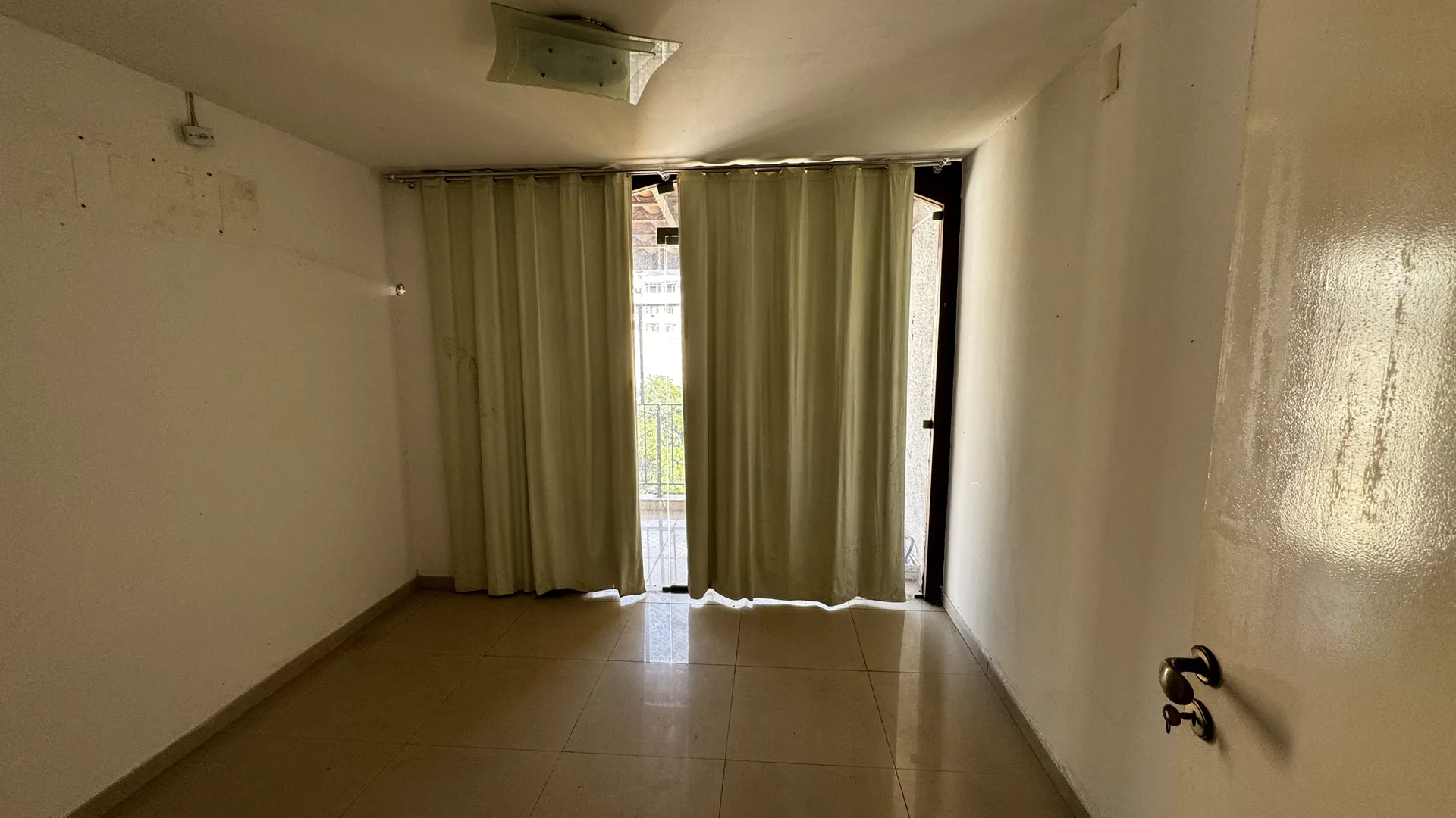 Duplex home with 8 bedrooms, 3 en-suites, 469 m² — photo 28