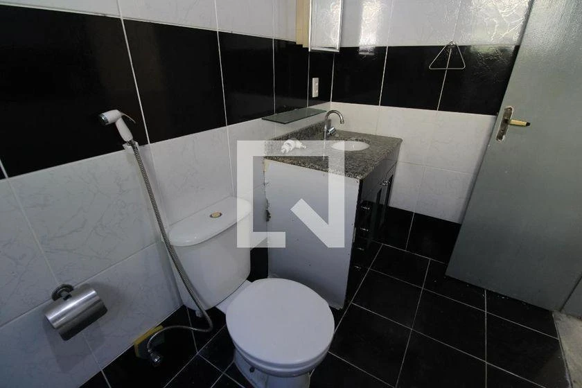 Unfurnished house with 3 bedrooms and 200 m² — photo 28
